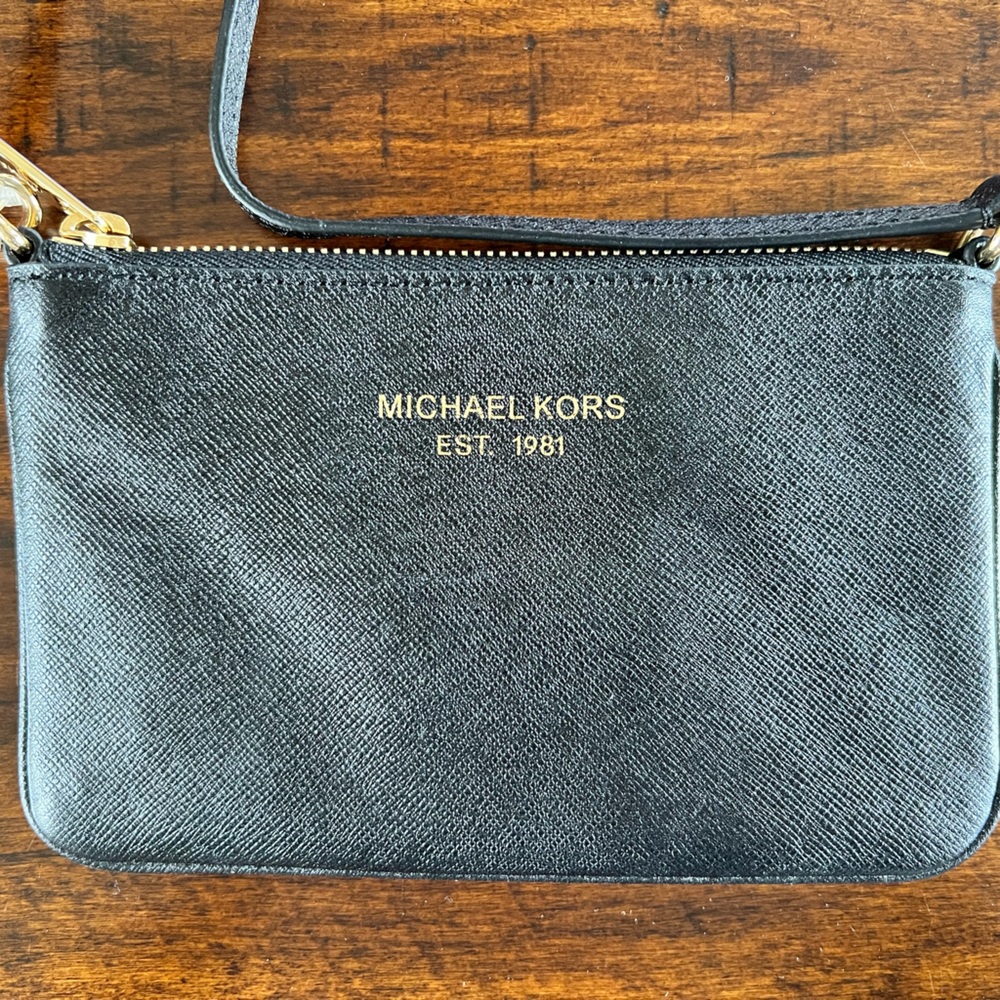 Michael Kors Saffiano Wristlet